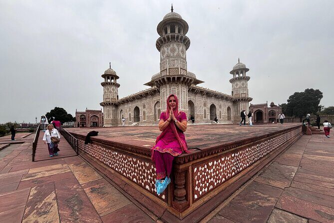 From Jaipur Taj Mahal & Agra Tour and Transfer to Delhi - Exploring the Itinerary in Depth