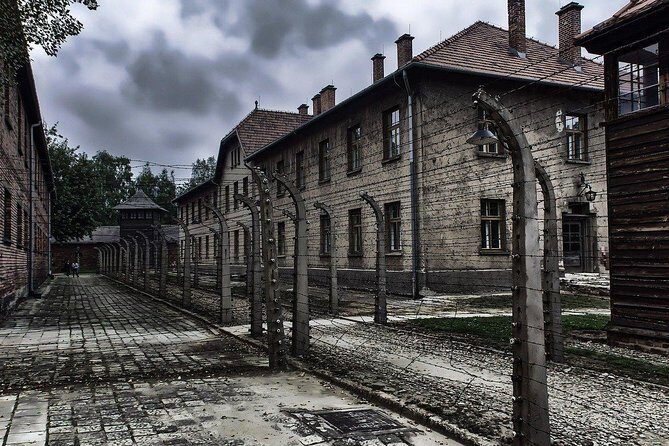 From Krakow: Private Transfer to Auschwitz-Birkenau - Why Choose a Private Transfer to Auschwitz-Birkenau?