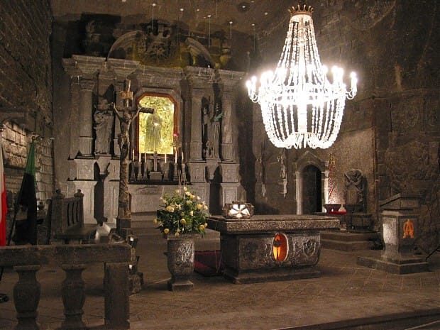 From Kraków: Wieliczka Salt Mine Guided Tour with Transport - A Complete Breakdown of the Tour Experience