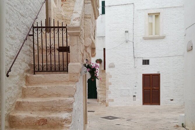 From Lecce: Alberobello, Locorotondo, Ostuni & Apulian brunch - FAQ