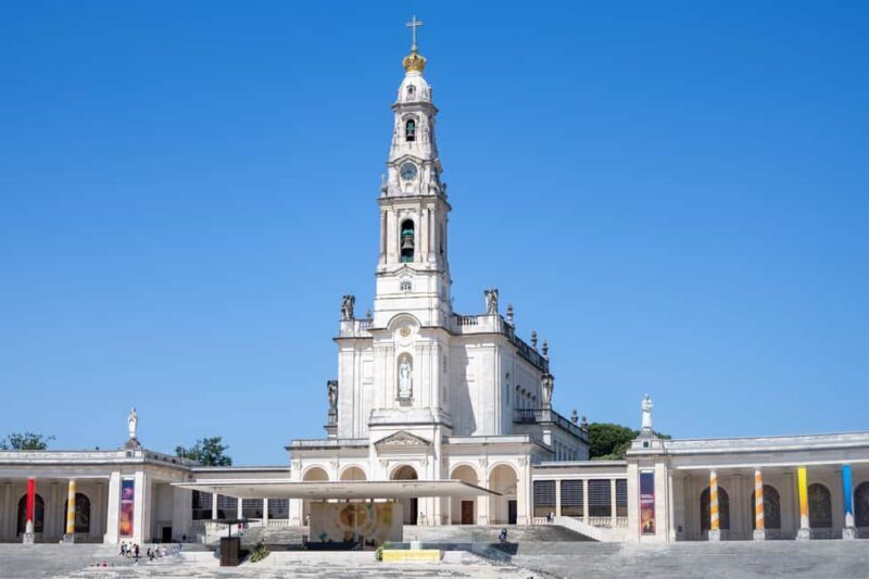 From Lisbon: 3 Cities Fátima, Sintra and Nazaré Private Tour - What To Expect During the Day