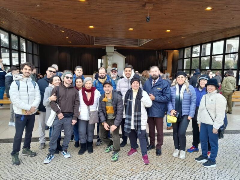 From Lisbon: Fátima, Nazaré, Batalha and Óbidos Private Tour - Óbidos: Medieval Village in a Fairytale Setting