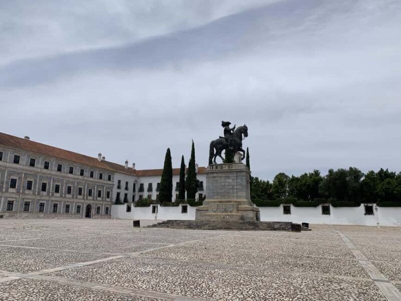 From Lisbon: Full-day guided tour to Elvas, a UNESCO city in the Alentejo - FAQ