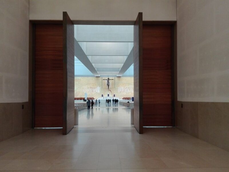 From Lisbon: Half day Tour in Fátima - A Detailed Look at the Fátima Half-Day Tour