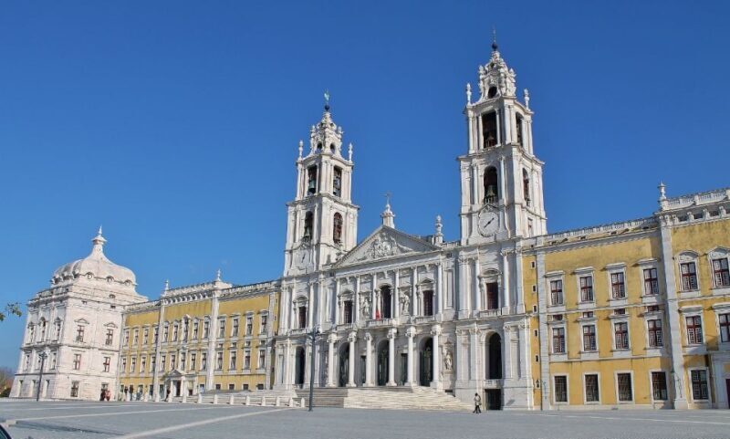 From Lisbon: Óbidos and Mafra Palace Private Tour - The Itinerary Breakdown