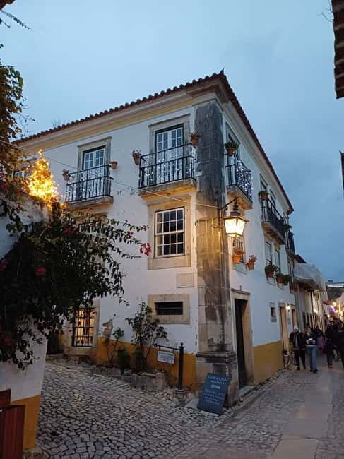 From Lisbon: Porto Transfer with Óbidos & Nazaré Tours - What Travelers Say