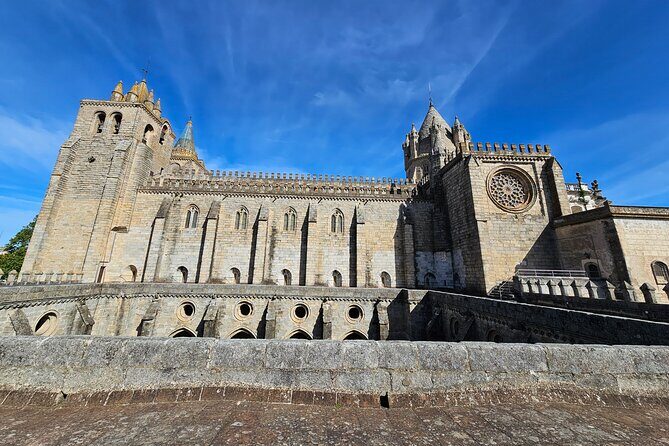 From Lisbon to the discovery of Évora and Arraiolos - Detailed Breakdown of the Itinerary
