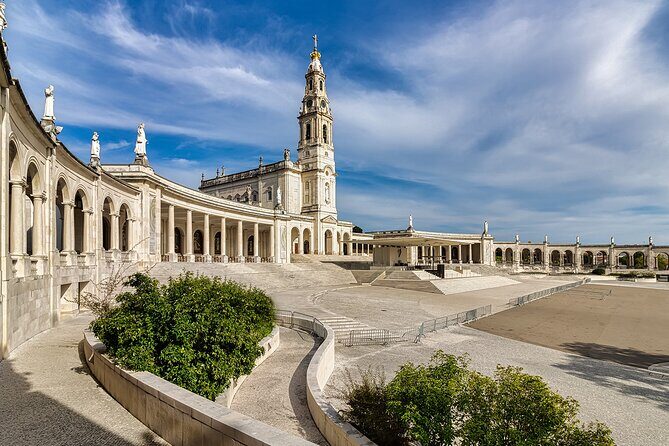 From Lisbon: Transfer to Porto with up to 3 City Stops - The Sum Up