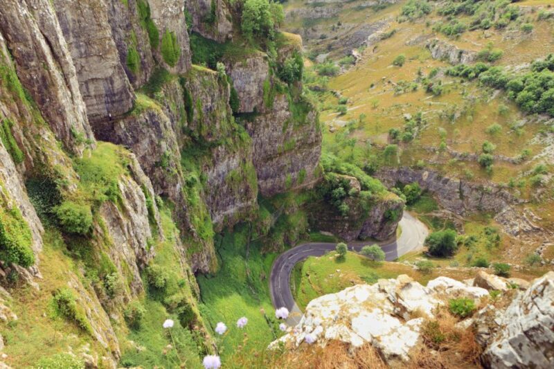 From London: Glastonbury and Cheddar Gorge Guided Day Trip - Wrapping Up: Wells and Return to London
