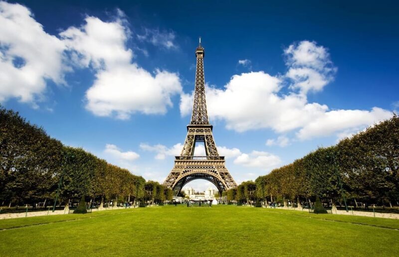 From London: Paris Day Trip with Lunch on Eiffel Tower - How the Tour Is Structured