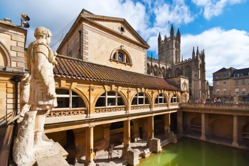 From London: Stonehenge, Windsor, and Bath Small Group Tour - The Guides Role