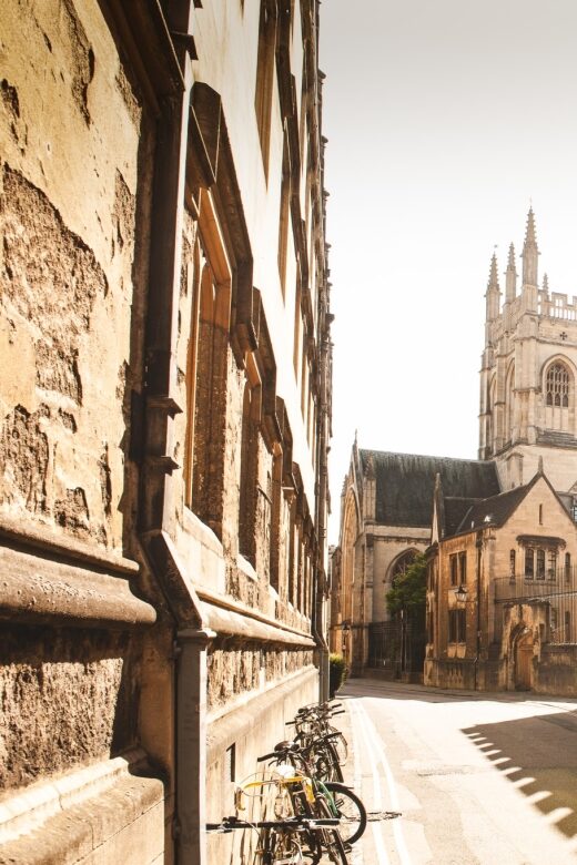 From London: Windsor, Stonehenge, Bath & Oxford 2-Day Tour - The Authentic Experience