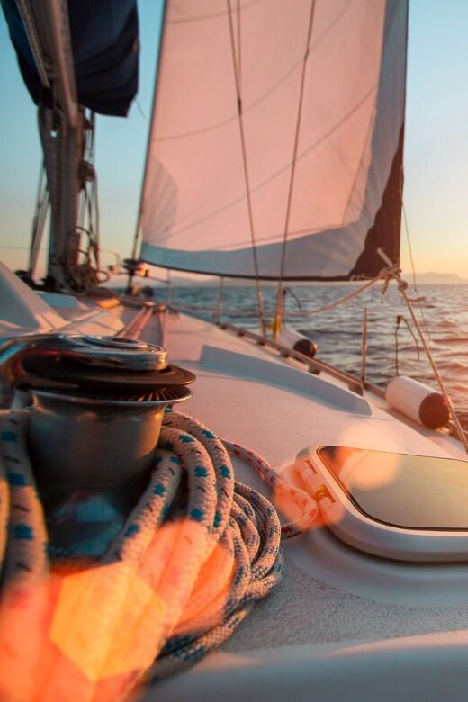 From Ma'alaea: Maui Sunset Cruise with Drinks and Snacks - Views and scenery: Picture-perfect moments