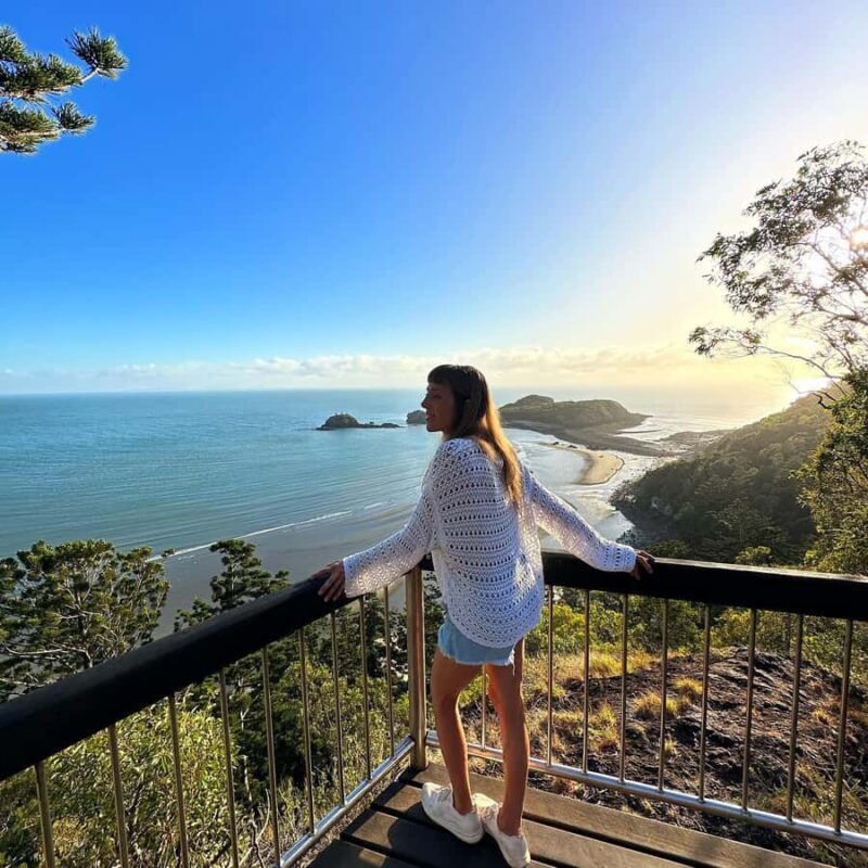 From Mackay: Wallabies on the Beach Sunrise Trip - Breakfast and Cultural Touches