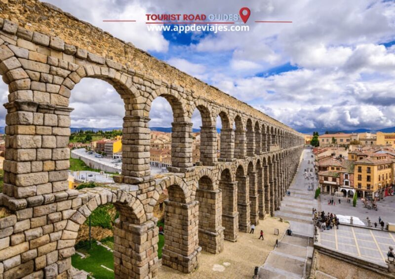 From Madrid: Tour Private Toledo & Segovia - Exploring Toledo: A Tapestry of Cultures