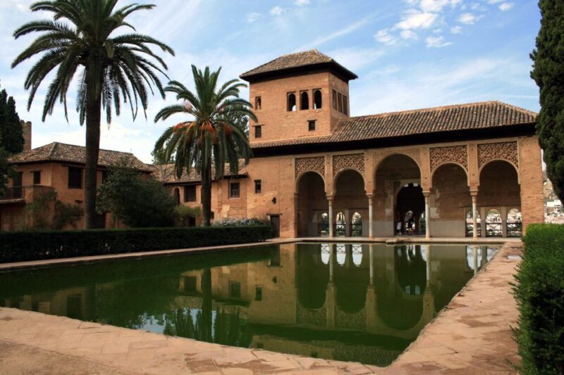 From Malaga: Alhambra Guided Tour with Entry Tickets - Analyzing the Cost and Value
