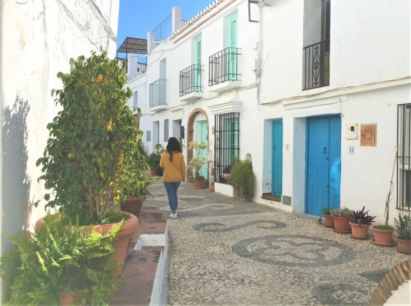 From Málaga: Frigiliana Hiking Tour with Wine & Appetizers - Pricing & Value