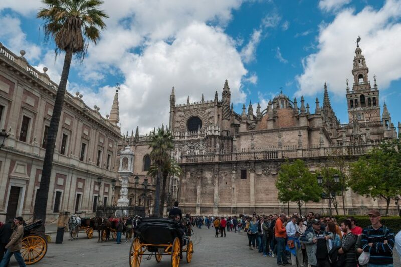 From Malaga: Private Seville, Alcazar and Cathedral Day Trip - The Experience: What It’s Like in Practice