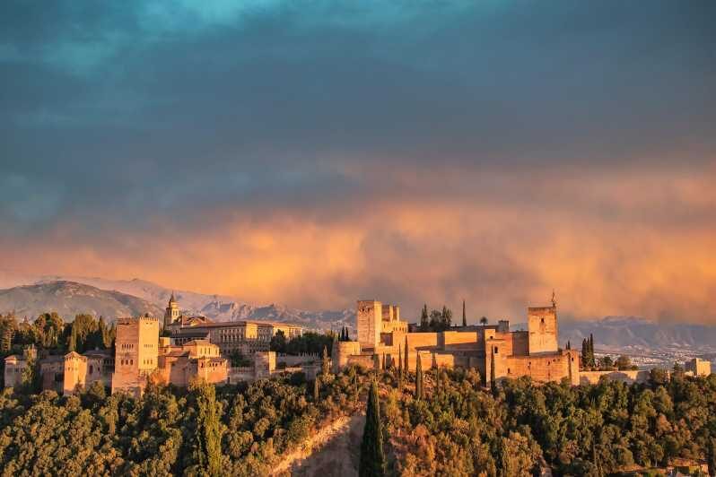 From Málaga: Sunset Alhambra Tour with Tickets - Value and Practical Considerations