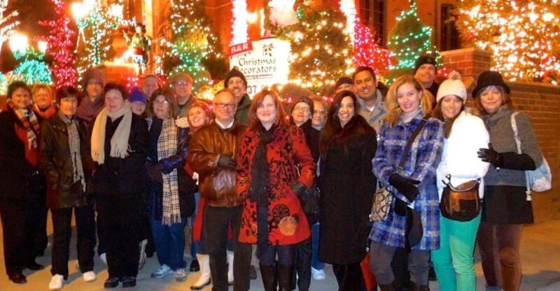From Manhattan: 4-Hour Christmas Lights Luxury Bus Tour - Authentic Feedback from Travelers