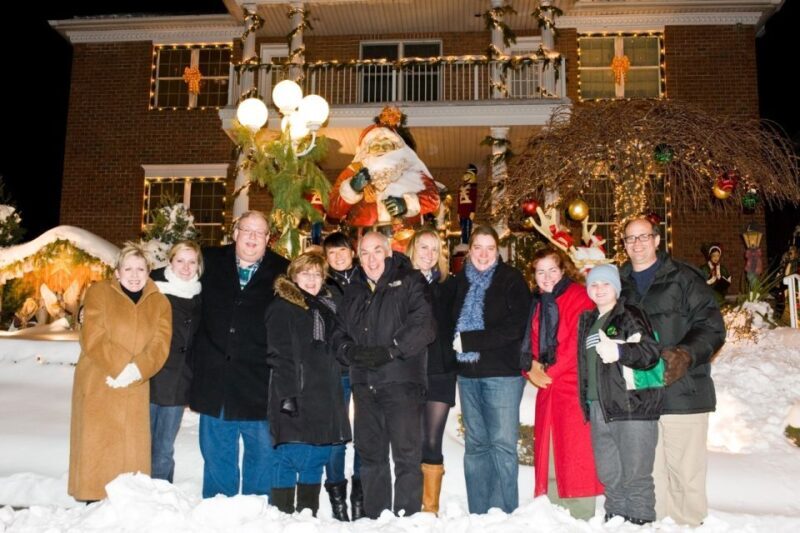 From Manhattan: 4-Hour Christmas Lights Luxury Bus Tour - FAQs
