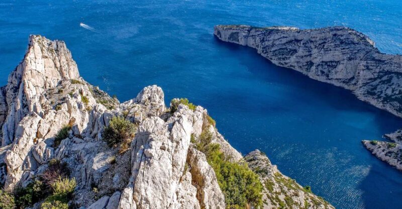 From Marseille: Calanques National Park Guided Hike - Discovering the Calanques with a Guided Hike