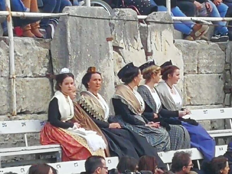 From Marseille: Full-Day Les Baux de Provence Wine Tour - What We Loved About This Tour