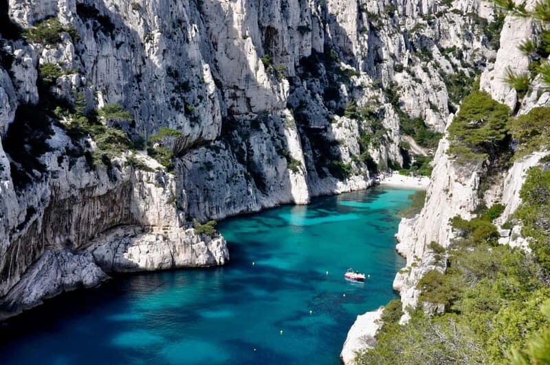From Marseille: Iconic Calanques Boat Tour with Swimming - An In-Depth Look at the Calanques Boat Tour