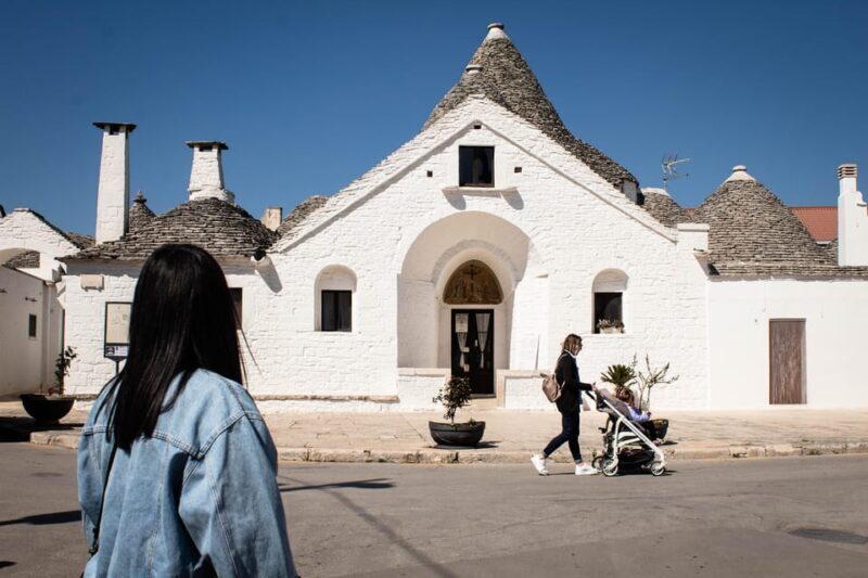 From Matera: tour of Alberobello with private transfer - A Closer Look at the Alberobello Experience