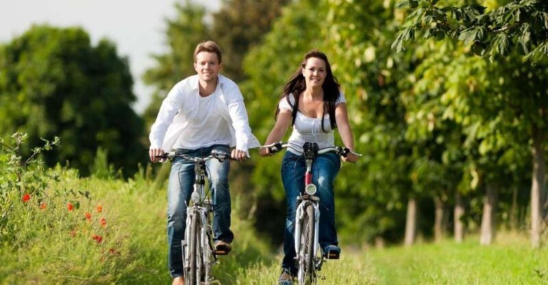 From Mattituck: North Fork Area Bike Tour with Food Tasting - Key Points
