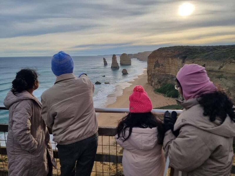 From Melbourne: Great Ocean Road, Dingos, Sparkling & Lunch - Frequently Asked Questions