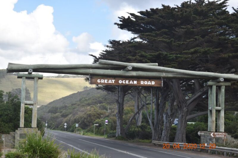 From Melbourne: Great Ocean Road Private Guided Tour by Car - Architectural Marvel: The Pole House