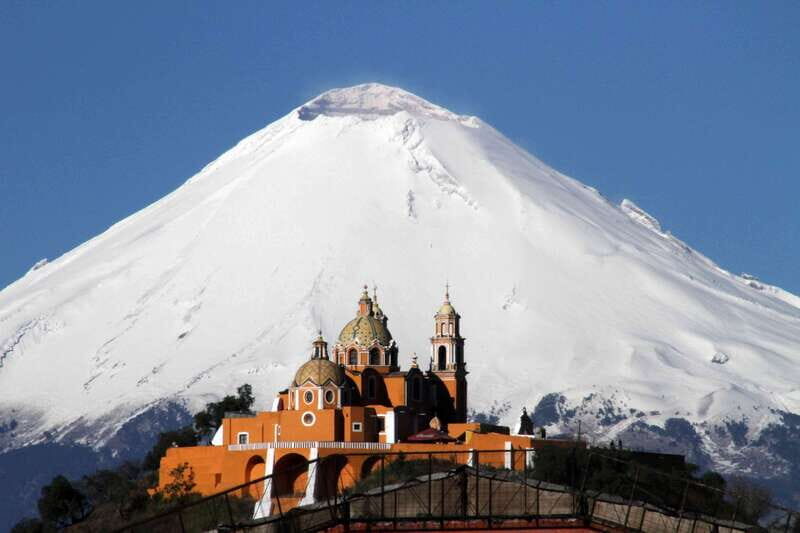 From Mexico City: Cholula Pyramid & Puebla Small Group Tour - Visiting Iconic Churches in Santa María Tonantzintla and San Francisco Acatepec