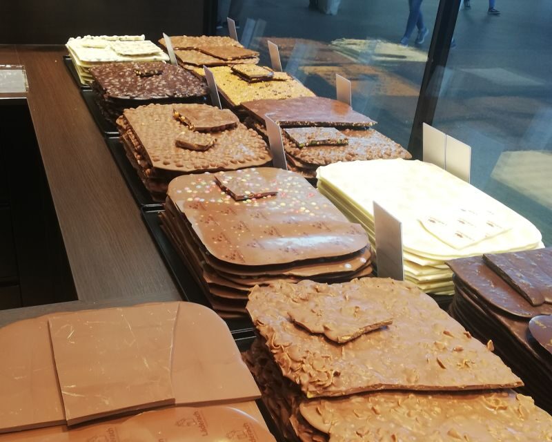 From Milan: Authentic Small Group Tour of Lake Como, Lugano - Key Points