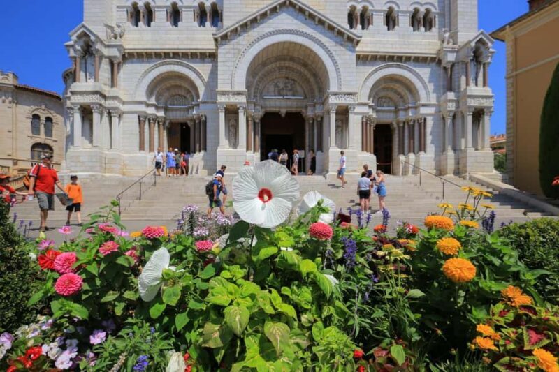 From Monaco to Monte Carlo Royal Sites Scents Private Tour - Key Points