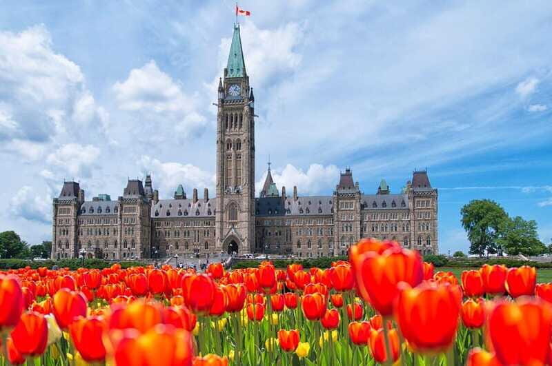 From Montreal: Private Ottawa Full Day Tour - Exploring Ottawa: Key Sites and Highlights