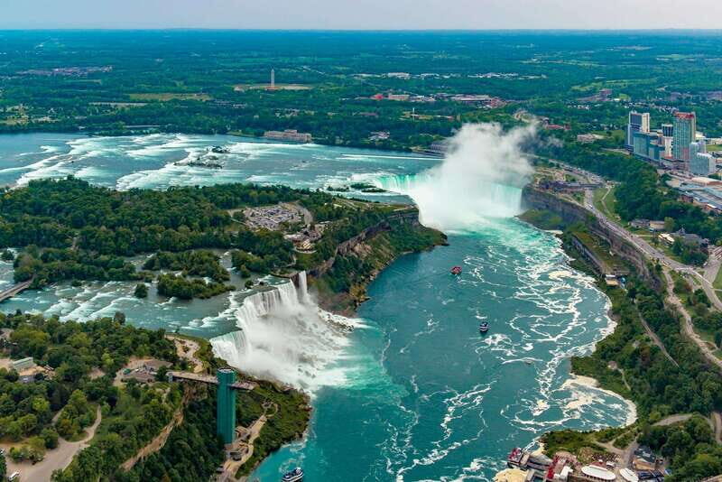 From Montreal: Toronto, Niagara Falls & 1000 Islands Tour - Cost and Value