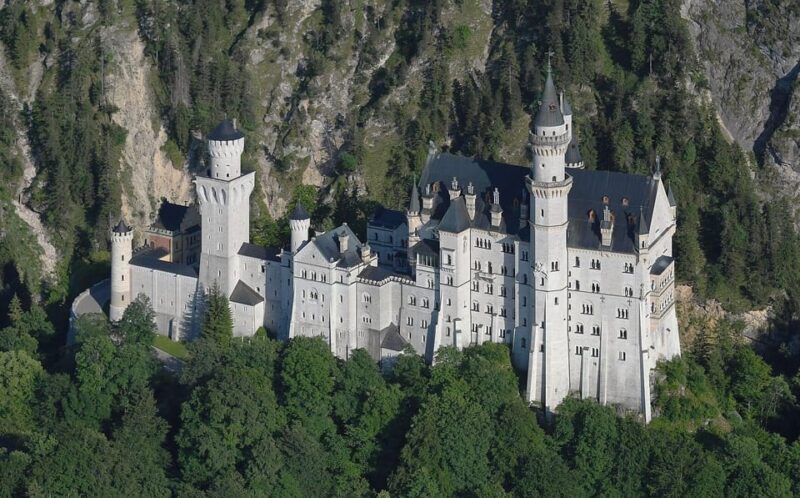 From Munich: To Neuschwanstein Castle, Linderhof, Oberammerg - Who Will Love This Tour?