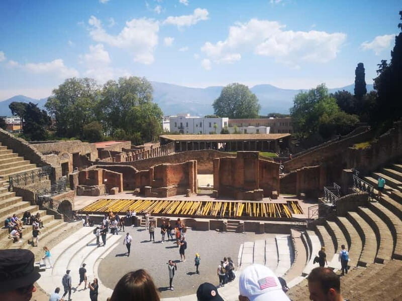From Naples: Explore Pompeii and Vesuvius by bus - Key Points
