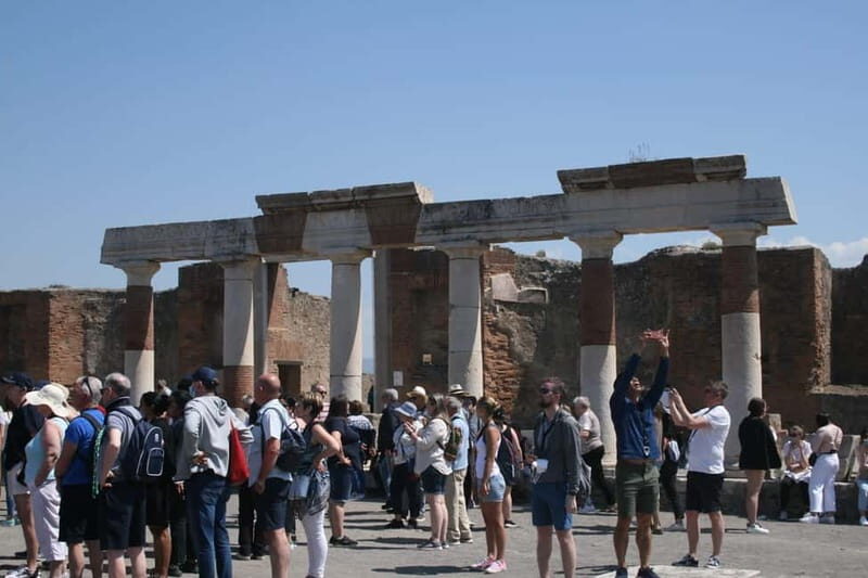 From Naples: Explore Pompeii and Vesuvius by bus - FAQ