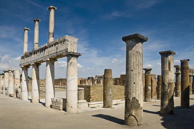 From Naples Explore Pompeii Freely with Your Personal Audioguide - Key Points