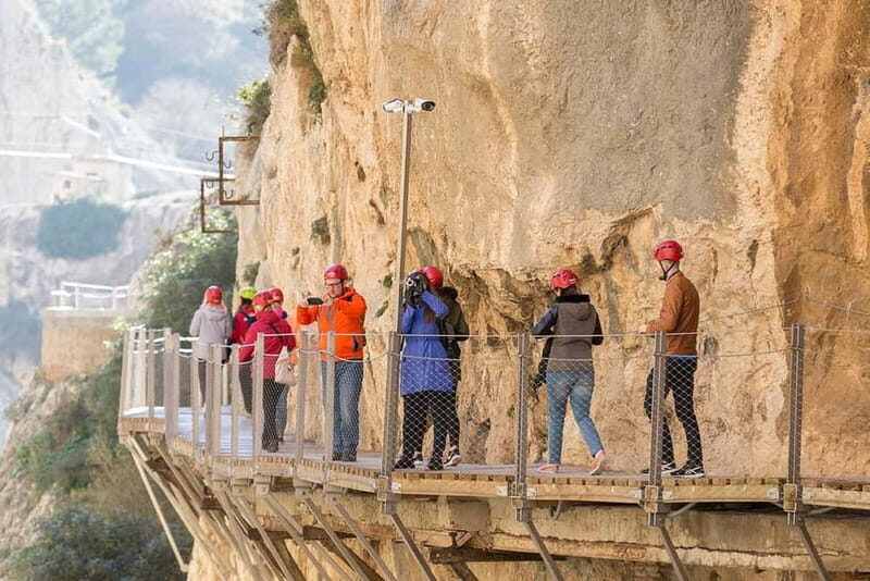 From Nerja to Málaga: Caminito del Rey Private Tour - The Itinerary in Detail: What to Expect