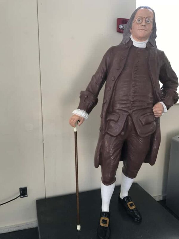 From NY: Tour to Philadelphia, Liberty Bell, and Mennonite Community - Key Points