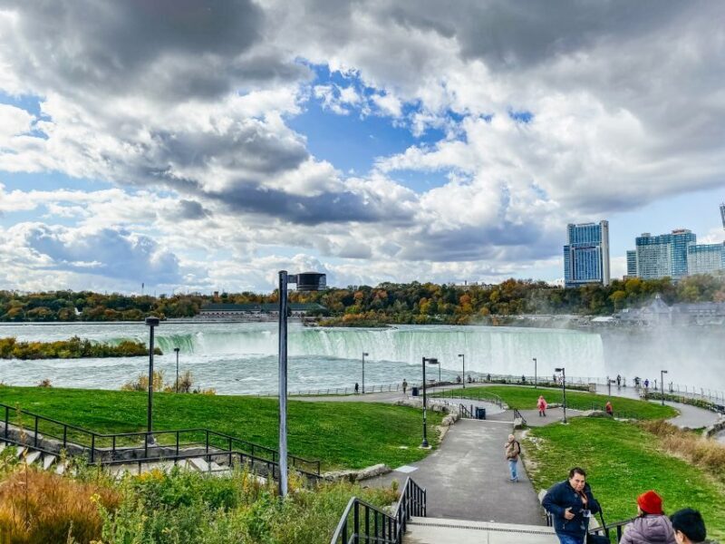 From NYC: 1-Day Niagara Falls Tour - Arrival in Niagara Falls – First Impressions