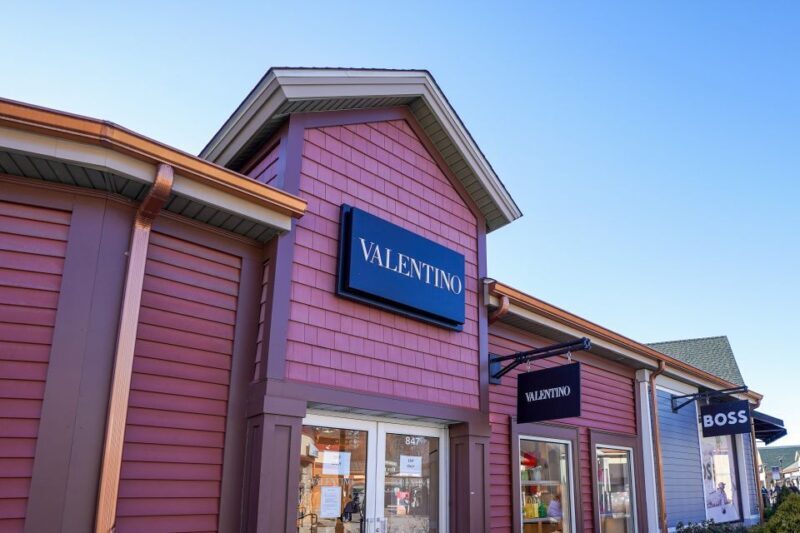 From NYC: Woodbury Common Premium Outlets Shopping Tour - Who Should Consider This Tour?