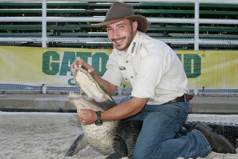 From Orlando: Swamp Airboat Ride and Gatorland Entry - An In-Depth Look at the Tour Experience