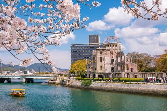 From Osaka/Kyoto: Hiroshima Miyajima Luxury Tour with Guide - Key Points