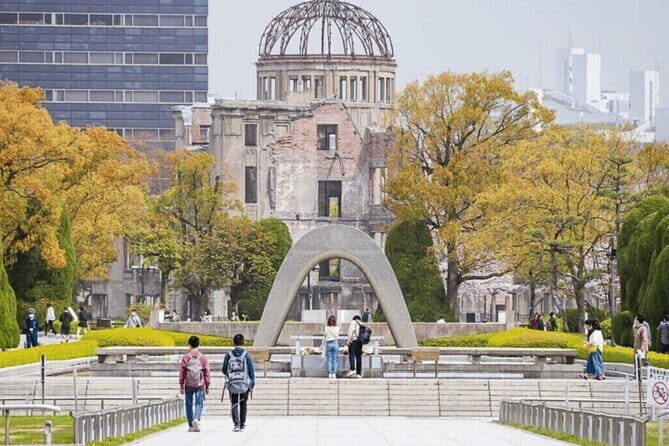 From Osaka/Kyoto: Hiroshima Miyajima Luxury Tour with Guide - A Deep Dive into the Tour Experience