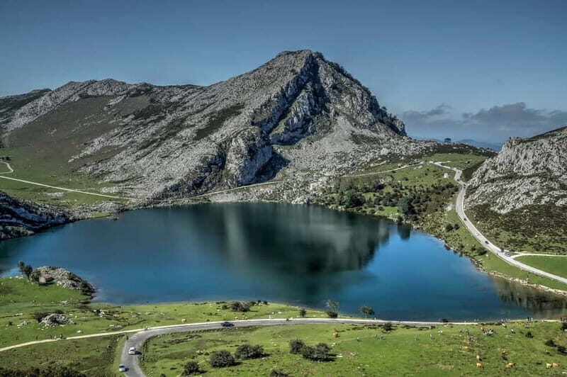 From Oviedo: Covadonga Lakes Day Tour with Guided - Key Points
