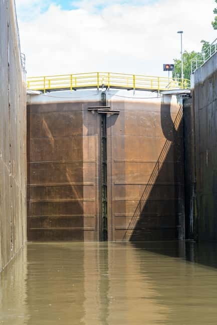 From Owicim: Scenic Boat Cruise to Krakow - Meeting Points and Practical Tips